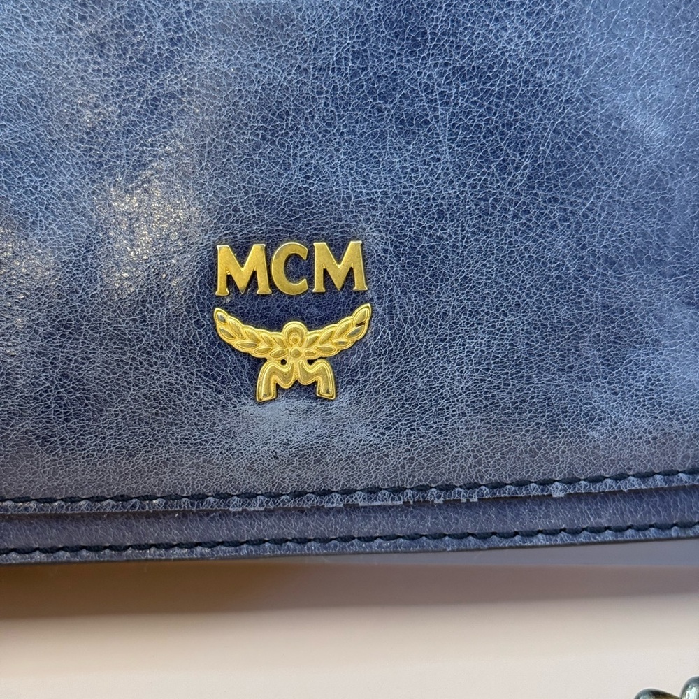 MCM BLUE DISTRESSED LEATHER SHOULDER BAG w / replacement chain strap - Picture 2 of 16
